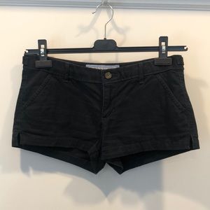 Abercrombie & Fitch navy shorts.